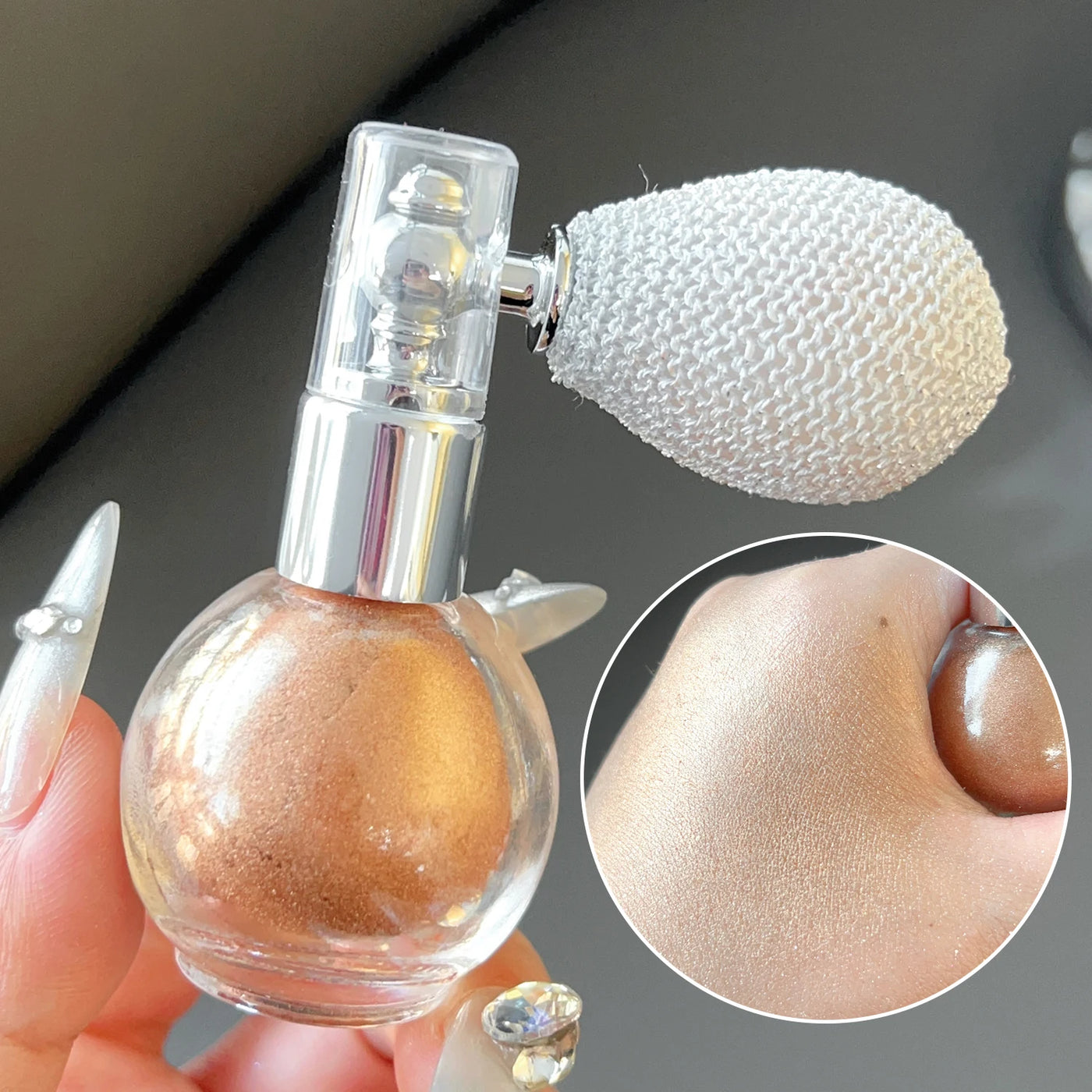 Frost Glow Cosmetics Diamond Highlighter Spray. Waterproof glitter powder for face & body contour, bronzing & luminous glow.