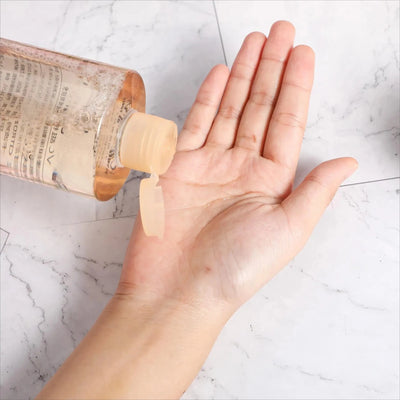 Frost Glow Cosmetics vitamin C toner 500ml hydrates, refreshes & repairs skin. Prevents dryness, brightens & supports healthy glow.