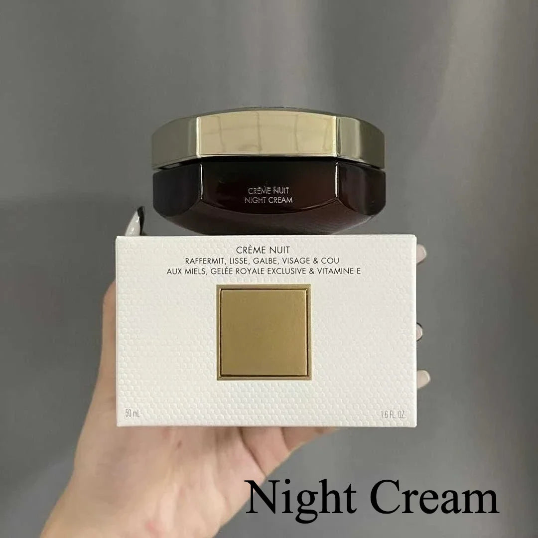 Frost Glow Cosmetics night cream 50ml fills, redensifies & redefines skin. Anti-aging formula restores firmness & youthful radiance overnight.