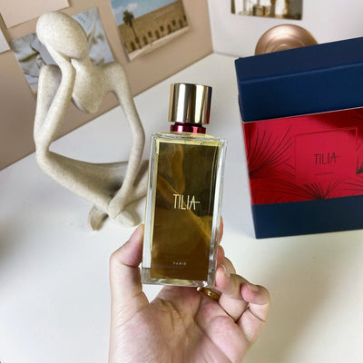 Luxury unisex Eau De Parfum, 100ml. Long-lasting fragrance with floral notes — elegant, versatile & high-quality scent.