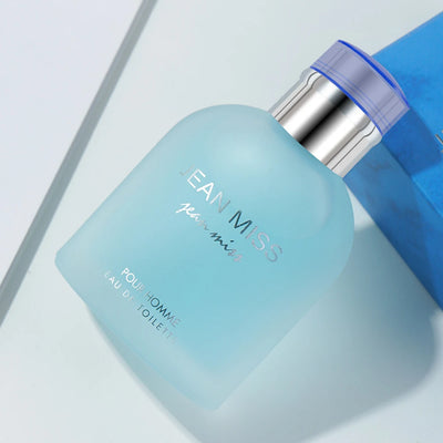 A fresh men’s Eau De Parfum with orange, fougère, spicy & woody notes. 100ml long-lasting masculine fragrance dupe.