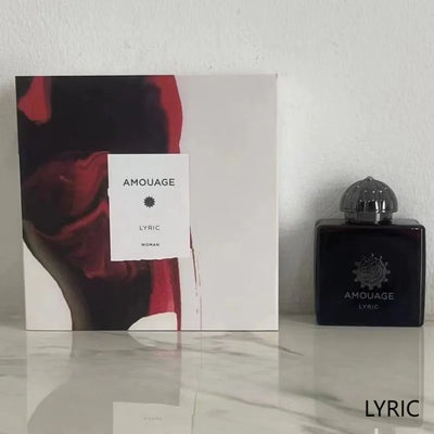 A refined women’s Eau De Parfum with floral, oriental & chypre tones. 100ml long-lasting fragrance full of depth & elegance.