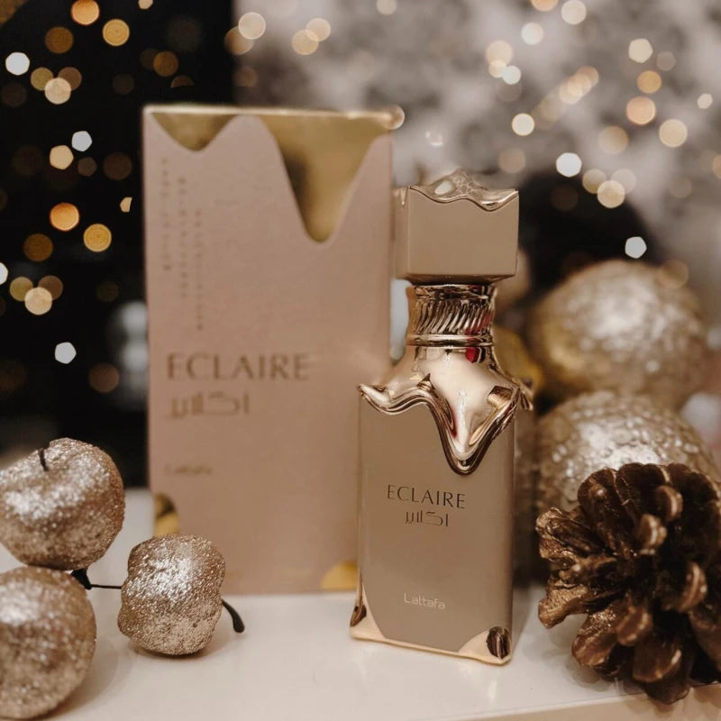 Sweet, long-lasting floral gourmand perfume with caramel, milk, honey, vanilla & musk. A feminine Eau De Parfum in 100ml.