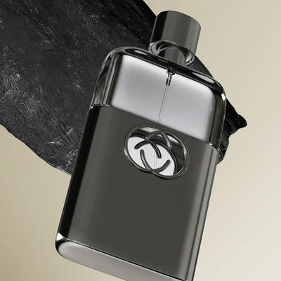 Fresh 75ml men’s cologne with woody notes. Long-lasting Eau De Toilette spray for confidence, style & everyday elegance.