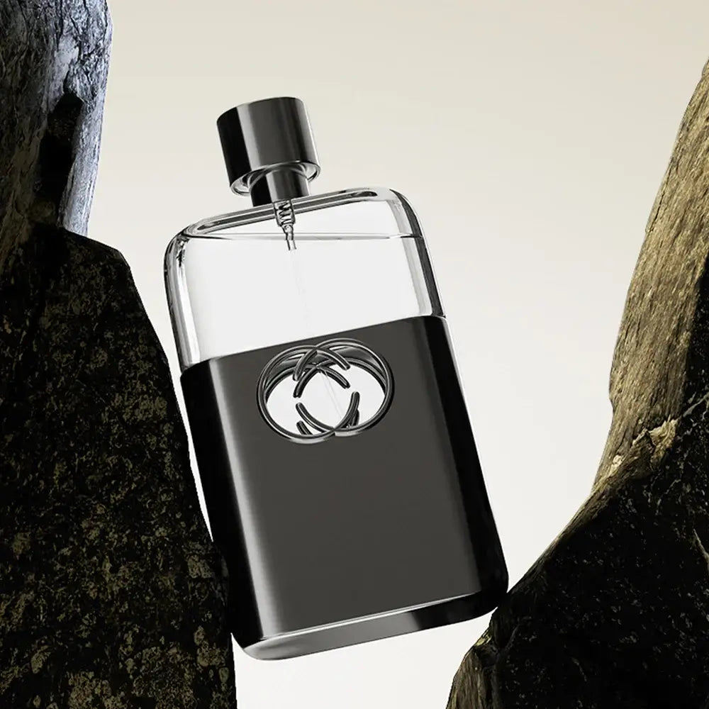 Fresh 75ml men’s cologne with woody notes. Long-lasting Eau De Toilette spray for confidence, style & everyday elegance.