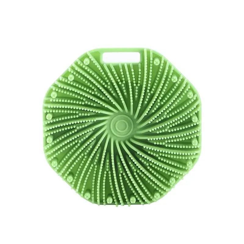 Durable silicone body scrubber for effective exfoliation. Cleanses, massages & smooths skin for a refreshing shower experience.