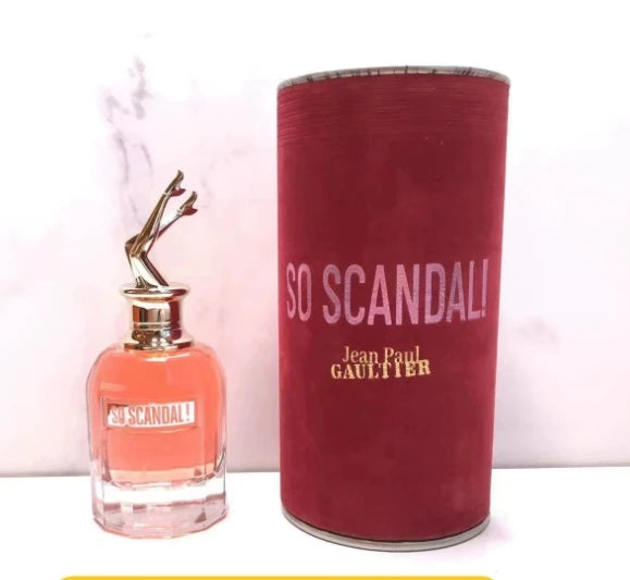 Long-lasting men’s Eau De Parfum with woody vetiver, tonka, leather & sandalwood. A refined 100ml fragrance for elegance.